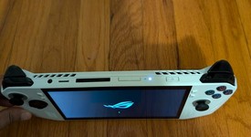 Mint
													Asus ROG Ally 7" - Z1 Extreme, White, 512 GB, 16 GB, Ryzen Z1 Extreme, photo 5 of 5