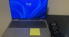 Mint
													Dell Latitude Laptop, photo 1 of 10