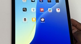 Good
													Apple iPad Air 5th Gen - Wi-Fi, Pink, 64 GB, A2588, photo 4 of 12