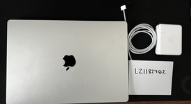 Good
													MacBook Pro 2021 - 16" - Apple M1 Pro 10-core, Silver, 1 TB, 32 GB, photo 1 of 5