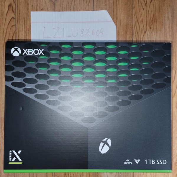 Xbox Series X (2020) - 1 TB, Black, standard