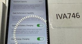 Good
													Apple iPhone SE 3rd Gen 2022 - Unlocked, Midnight, 64 GB, A2595, photo 1 of 6