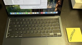 Good
													MacBook Air 2022 - 13" - Apple M2, Midnight, 256 GB, 16 GB, photo 1 of 11