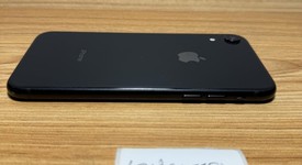 Good
													Apple iPhone Xr - AT&T, Black, 64 GB, A1984, photo 4 of 7