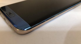 Good
													Samsung Galaxy S7 Edge - Verizon, Blue, 32 GB, SM-G935V, photo 5 of 8