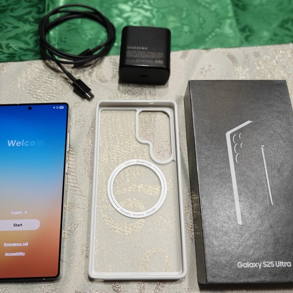 Samsung Galaxy S25 Ultra - Unlocked, 512 GB, Silverblue, 12 GB, SM-S938U1