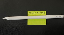 Mint
													Apple Pencil Pro, photo 1 of 3