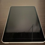 Apple iPad Air (4th Gen · 64GB · Mint condition