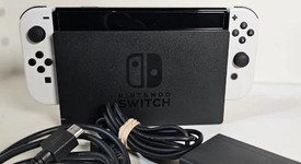 Good
													Nintendo Switch - OLED - White, 64 GB, photo 1 of 7