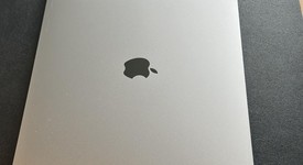 Good
													MacBook Pro 2016 (With Touch Bar) - 15" - Gray, 512 GB, 16 GB, photo 4 of 6