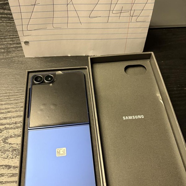 Samsung Galaxy Z Flip7 - Unlocked, 256 GB, Blue Shadow, 12 GB, SM-F766U1