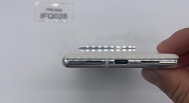 Fair
													Google Pixel 6 Pro - Verizon, White, 256 GB, 12 GB, G8VOU, photo 5 of 9