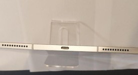 Good
													Apple iPad Pro 12.9" 5th Gen 2021 - Unlocked, Silver, 128 GB, photo 3 of 6