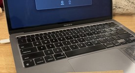 Good
													MacBook Air 2020 - 13" - Apple M1, Gray, 256 GB, 8 GB, photo 1 of 7