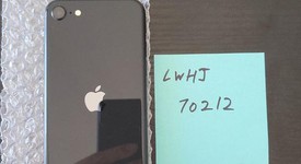 Good
													Apple iPhone SE 2nd Gen 2020 - AT&T, Black, 64 GB, A2275, photo 2 of 2