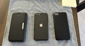 Good
													Apple iPhone SE 2nd Gen 2020 - Unlocked, Black, 64 GB, A2275, photo 2 of 17