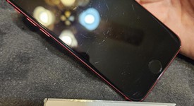 Fair
													Apple iPhone SE 3rd Gen 2022 - Unlocked, Red, 64 GB, A2595, photo 3 of 8