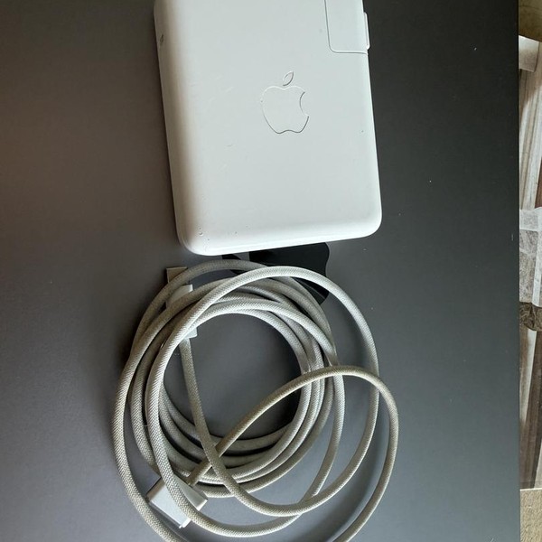 MacBook Pro 2021 - 16 inch - 512 GB, Silver, 16 GB, Apple M1 Pro 10-core