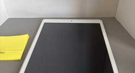 Good
													Apple iPad 8th Gen - Wi-Fi, Silver, 32 GB, A2270, photo 2 of 5