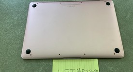 Good
													Macbook Retina 2017 - 12" - I7, Rose Gold, 512 GB, 16 GB, photo 3 of 5