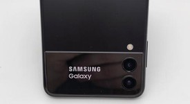 Good
													Samsung Galaxy Z Flip3 5G - T-Mobile, Black, 128 GB, 8 GB, SM-F711U, photo 3 of 8