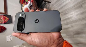 Mint
													Google Pixel 10 Pro - Unlocked, Obsidian, 128 GB, G4QUR, photo 2 of 9