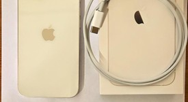 Good
													Apple iPhone 13 - Unlocked, Starlight, 128 GB, A2482, photo 3 of 8