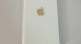 Mint
													Apple iPhone SE 2nd Gen 2020 - Unlocked, White, 64 GB, A2275, photo 3 of 8