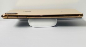 Good
													Apple iPhone Xs Max - Unlocked, Gold, 256 GB, A1921, photo 5 of 9