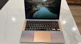 Good
													MacBook Air 2020 - 13" - Apple M1, Gold, 512 GB, 8 GB, photo 1 of 5