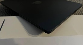 Mint
													MacBook Air 2025 (M4) - 13" - Apple M4, Midnight, 1 TB, 16 GB, photo 5 of 12