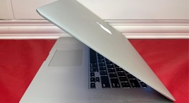 Good
													MacBook Pro 2015 (Retina) - 15" - Silver, 256 GB, 16 GB, photo 4 of 8