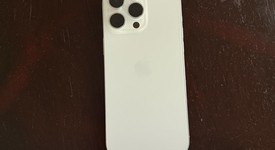 Good
													Apple iPhone 15 Pro Max - Unlocked, White, 256 GB, A2849, photo 2 of 3