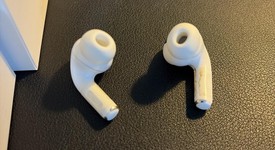 Used
													Apple AirPods Pro - MagSafe Case, photo 5 of 9