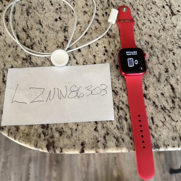 Apple Watch Series 8 45mm - Red, A2771 - GPS, Aluminum