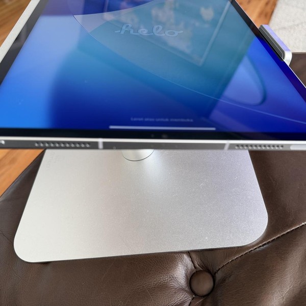 Apple iPad Pro 12.9 inch 5th Gen 2021 - Unlocked, 1 TB, Silver