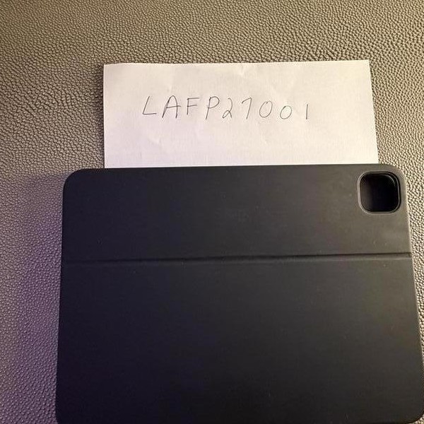 Logitech Combo Touch for iPad Pro - Black, 11 inch 1st-4th Gen