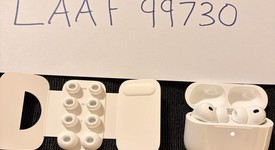 Used
													Apple AirPods Pro 3, photo 2 of 6