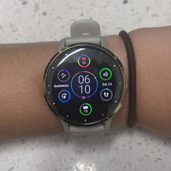 Garmin Venu 3S - Gold