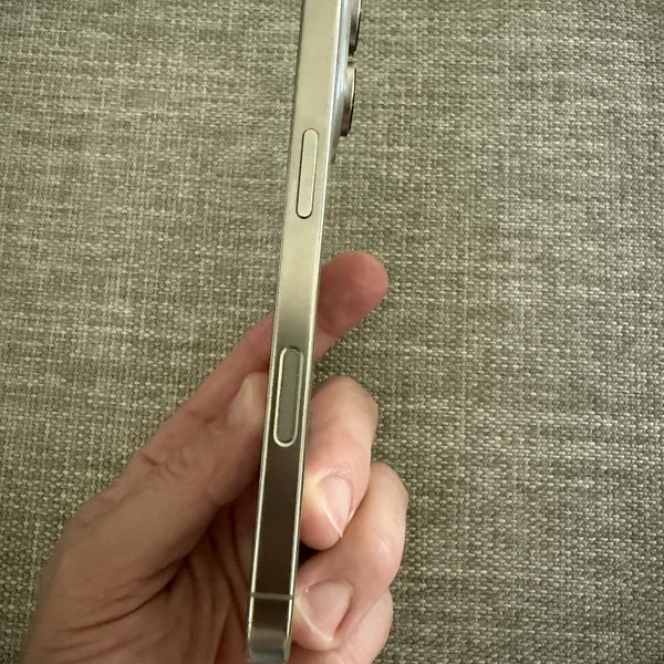 Apple iPhone 16 Pro - Unlocked, 128 GB, Natural, A3083