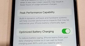 Mint
													Apple iPhone SE 3rd Gen 2022 - Unlocked, Starlight, 128 GB, A2595, photo 5 of 6