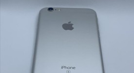 Mint
													Apple iPhone 6S - Unlocked, Silver, 64 GB, A1633, photo 3 of 9