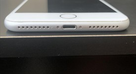 Good
													Apple iPhone 8 Plus - Verizon, Silver, 64 GB, A1864, photo 3 of 8