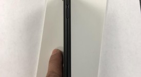 Mint
													Apple iPhone 7 Plus - Unlocked, Black, 32 GB, A1661, photo 3 of 7