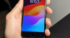 Good
													Apple iPhone SE 3rd Gen 2022 - Verizon, Midnight, 64 GB, A2595, photo 5 of 5