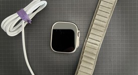 Good
													Apple Watch Ultra 49mm - Verizon, Titanium, A2622, photo 1 of 24
