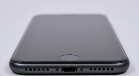 Good
													Apple iPhone 8 - AT&T, Gray, 64 GB, A1905, GSM, photo 4 of 8