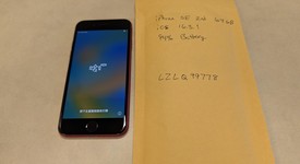 Good
													Apple iPhone SE 2nd Gen 2020 - Verizon, Red, 64 GB, A2275, photo 5 of 5