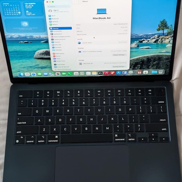 MacBook Air 2022 (M2) - 13 inch - 512 GB, Midnight, 8 GB, Apple M2