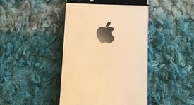 Good
													Apple iPhone SE 1st Gen 2016 - Unlocked, Grey, 16 GB, A1662, photo 6 of 6